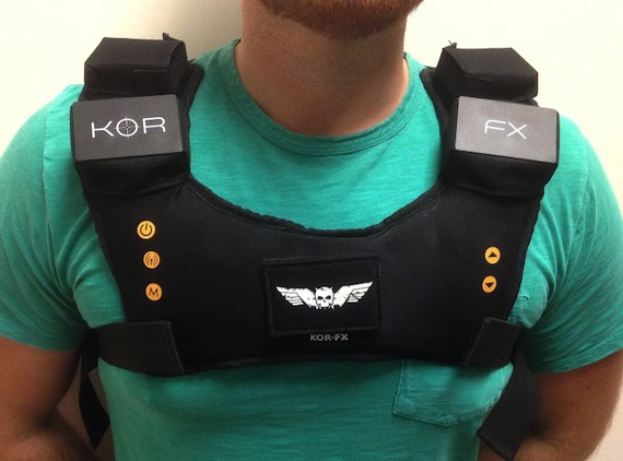 El chaleco háptico KOR-FX de Immerz se presta para que juegos y películas brinden una mayor experiencia sensorial a los espectadores /jugadores. Foto: Gizmag