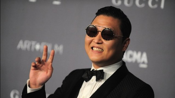 Psy y su "one hit wonder" siguen sumando cifras millonarias en el canal de videos. Foto: EFE