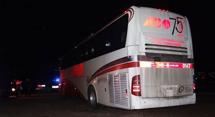 Los presuntos delincuentes interceptaron el autobús y violaron a las pasajeras. Foto: BlogExpediente