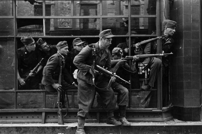 En 70 años el porcentaje de soldados que dispararon a matar aumentó de manera drástica. Foto: Wikimedia Commons