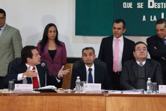 El senador Mario Delgado también asistió a la comparecencia. Foto: Francisco Cañedo, SinEmbargo