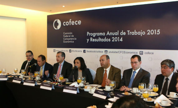 El grupo de comisionados de la actual Comisión Federal de Competencia Económica. Foto: Francisco Cañedo, SinEmbargo