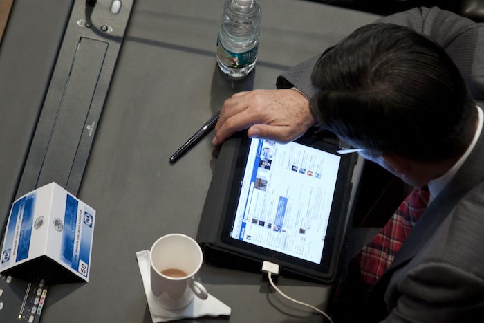 Estudios encontraron que en ciertas partes del mundo los cibernautas confunden Facebook con internet. Foto: Cuartoscuro