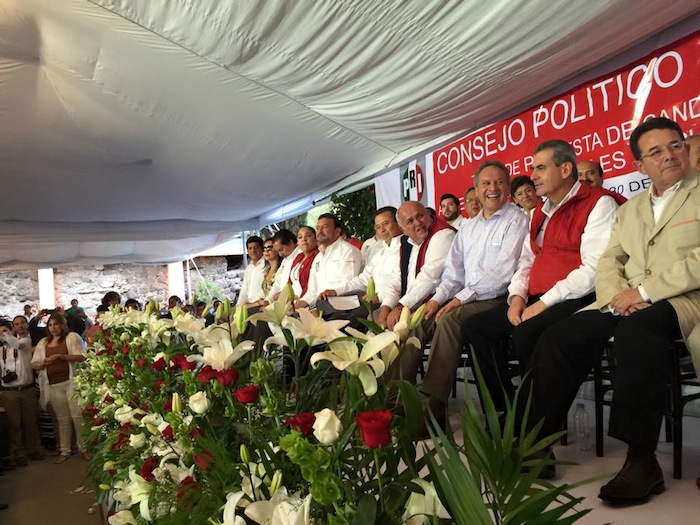 Camacho Quiroz aseguró que el PAN es el partido de los "moches" y de los "mochos". Foto vía Facebook: PRI Guanajuato