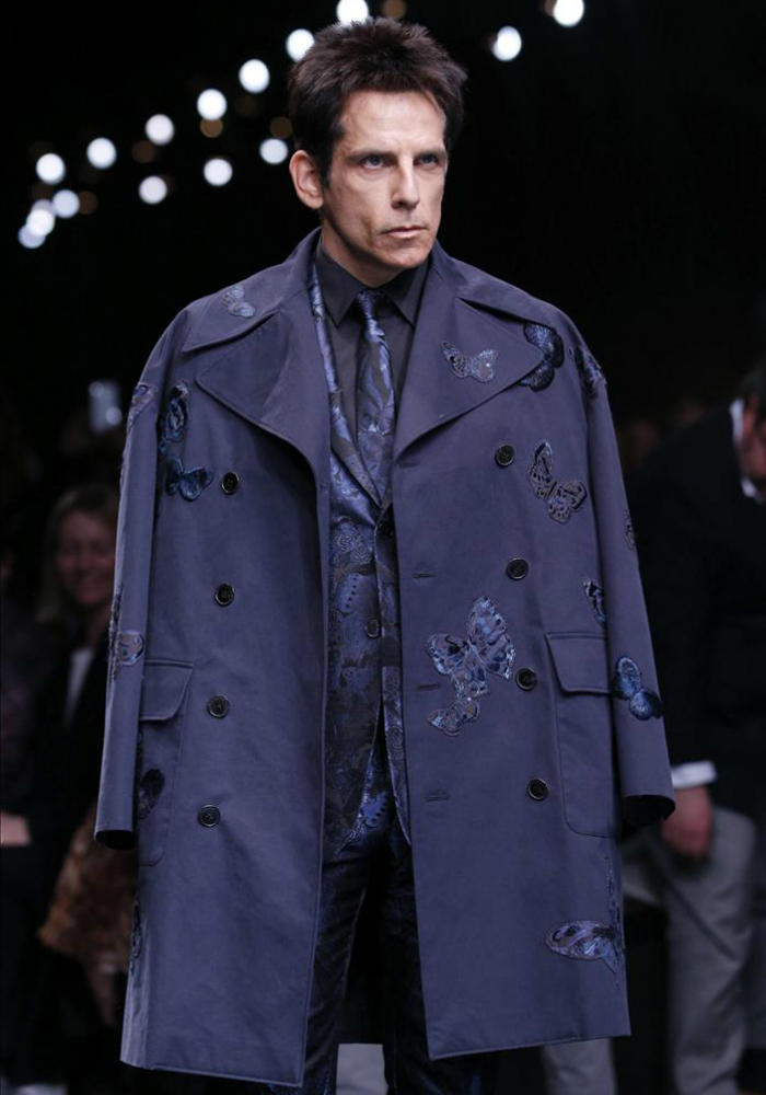 Ben Stiller desfiló con un abrigo con mariposas. Foto: EFE