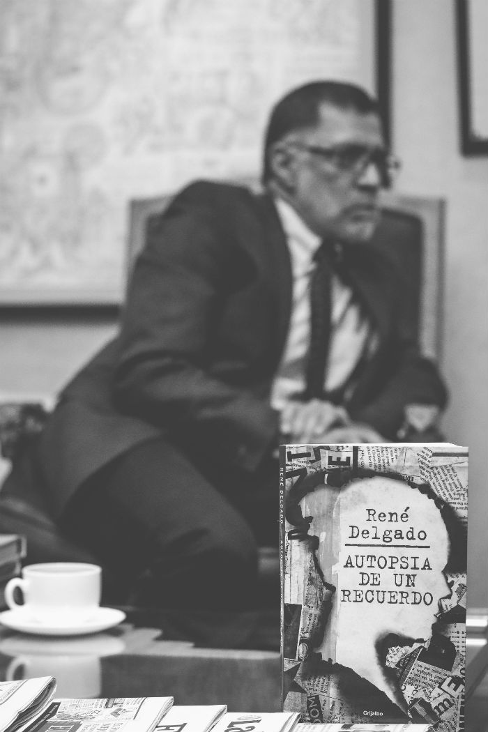 Autopsia de un recuerdo es la segunda novela del periodista. Foto: Francisco Cañedo, SinEmbargo