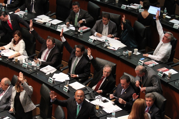 En caso de ser avalada la propuesta incluiría un reajuste en distintos rubros de entre siete y 10 por ciento. Foto: Cuartoscuro.