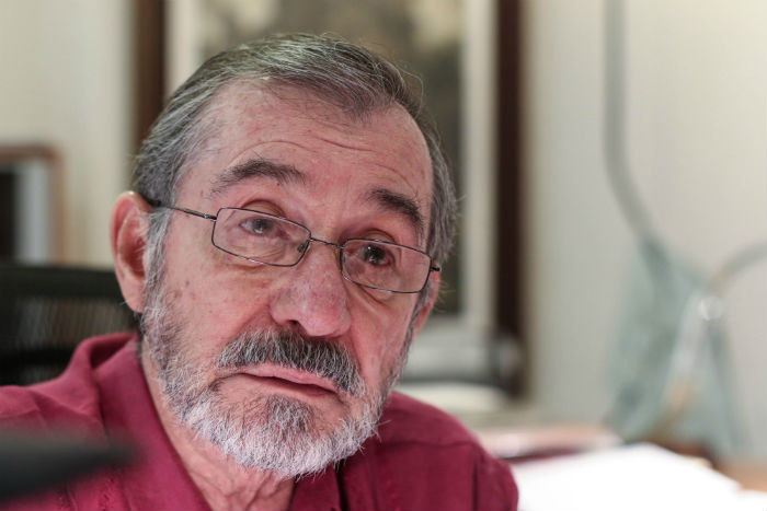 El candidato de Morena a la Alcaldía de Cuernavaca asegura que, d eganar la elección, invitaría a su administración al futbolista Cuauhtémoc Blanco. Foto: Francisco Cañedo, SinEmbargo