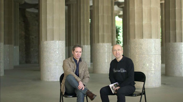 Celso Castro junto a Oscar López, conductor de Página 2, de la TVE. Foto: Facebook de Página 2