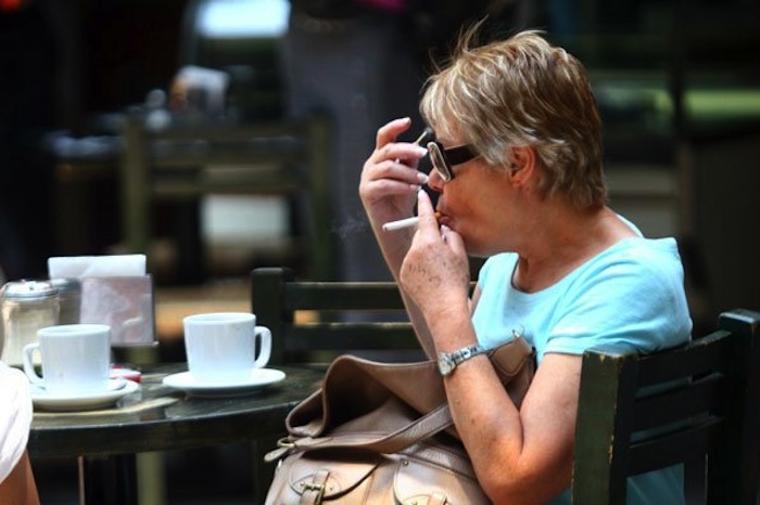 La prevención es una de las estrategias fundamentales contra el EPOC, aunque también se trata de un asunto social. Foto: EFE