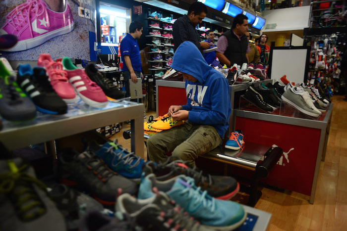 El Índice de Confianza del Consumidor aumentó 1.2 por ciento en abril de este año a tasa anual. Foto: Cuartoscuro.