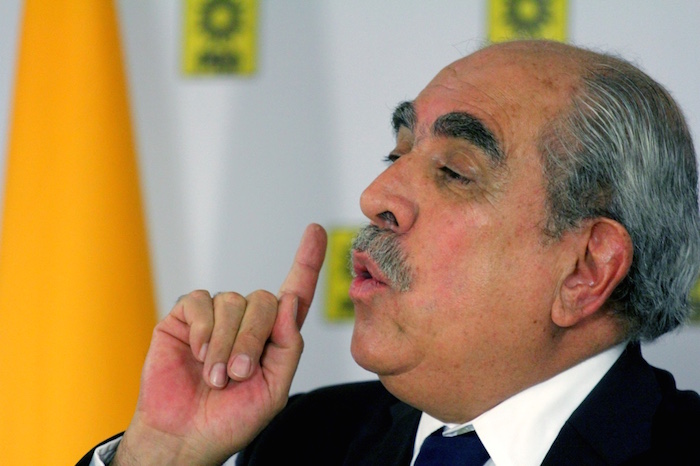 Pablo Gómez indicó que en el informe la Comisión hace una crítica al gobierno federal, a la Procuraduría General de la República (PGR), al gobierno del estado y al PRD. Foto: Luis Barrón, SinEmbargo.