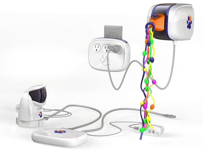 La versión de casa del iPetCompanion que funciona a través del manejo de alguien conectado en Internet y varios comandos.