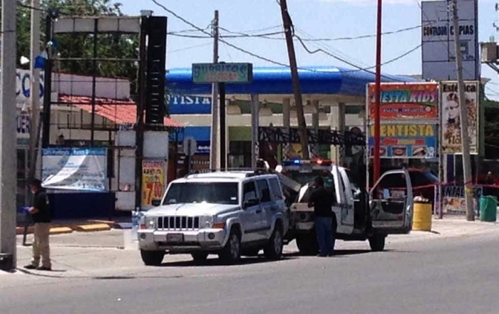 Vehículo del que bajaron al ex funcionario Foto: ZETA