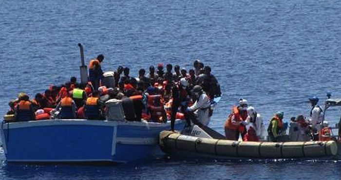 Mueren 17 migrantes en el Río Sicilia Foto: EFE 