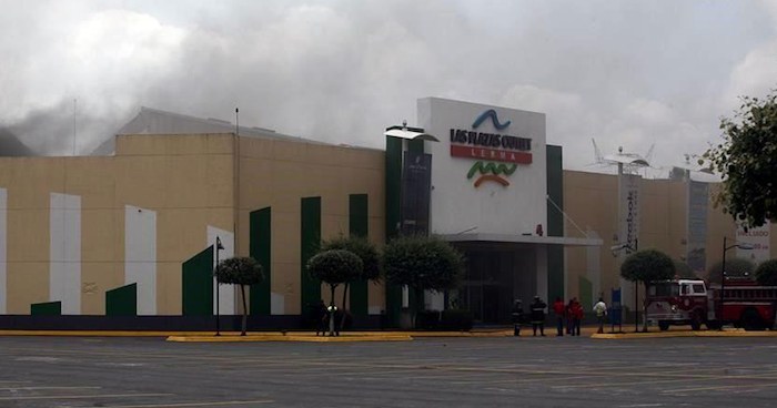 El tiroteo empezó a las 15:20 horas dentro de las instalaciones del centro comercial en el restaurante “La Mansión”. Foto: Vía Twitter @CCSPJP