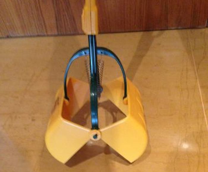 pala-recolectora-de-heces-importada-para-perrosgatos-297101-MLA20279419807_042015-O