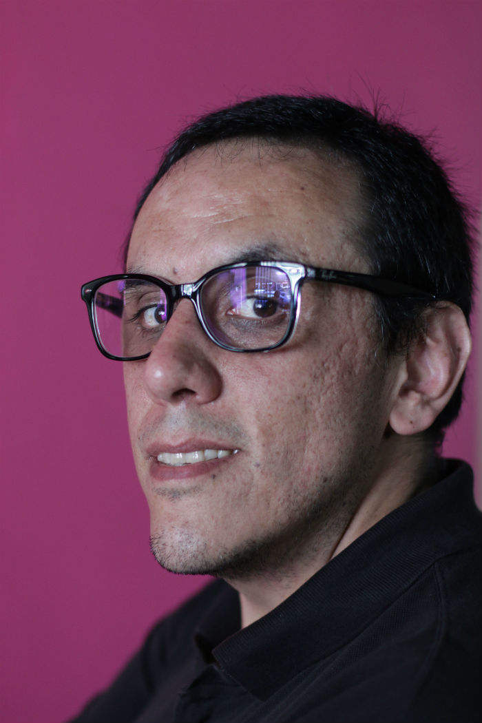 Hay desdén y ninguneo a los autores de género, entre otras cosas porque durante mucho tiempo la literatura mexicana estuvo dedicada a despreciar a los lectores, a hablarse a sí misma o hablarle al poder. Foto: Francisco Cañedo / SinEmbargo