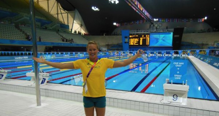 Kylie Palmer, campeona olímpica australiana en Pekín 2008, fue suspendida por la federación de su país tras dar positivo por doping. Foto: Twitter @KyliePalmer90