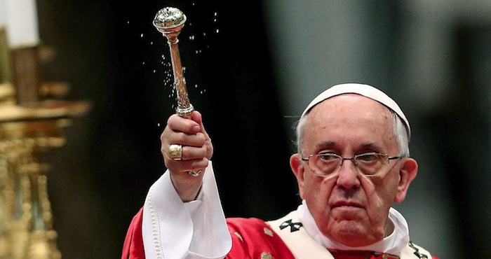 La voz de alerta del Papa Francisco en su primera encíclica, dedicada al impacto del cambio climático, llega a EU. Foto: EFE