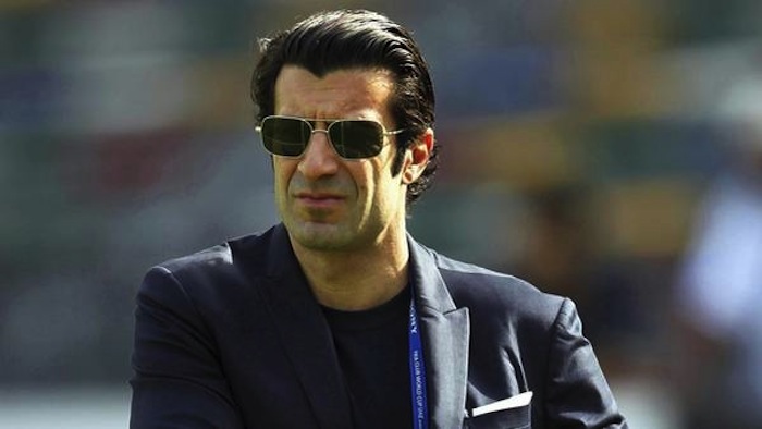 La lista de posibles sucesores de Blatter cambia cada día. Figo es uno de los que aparece en ella. Foto: EFE