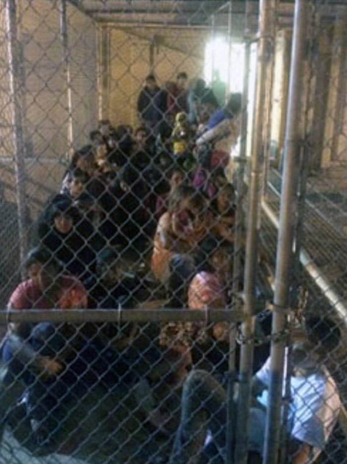 Para WOLA el deceso en el número de arrestos en la frontera se entiende por el número "dramático" de detenciones y deportaciones en México. Foto: Oficina del Congresista Henry Cuéllar