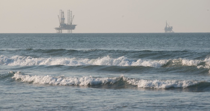 Una plataforma de Petróleos Mexicanos (Pemex) en Tabasco. Foto: Cuartoscuro.