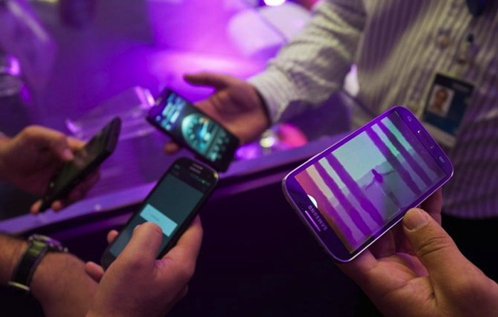 Los smartphones son los gadgets más vulnerables a los aumentos de temperatura. Foto: EFE