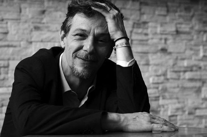 "Ha de ser la leche dura de la Sierra Madre", comenta con ironía Álvaro Enrigue. Foto: efe