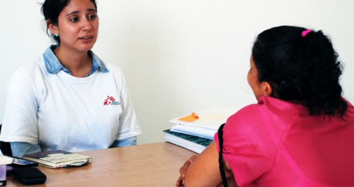 Médicos Sin Fronteras asegura que cerca de la mitad de los pacientes que llegan a consulta son menores de edad que sufren las consecuencias de la violencia. Foto: MSF