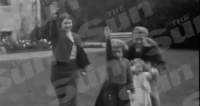 La Reina Isabel II de niña. Foto: The Sun