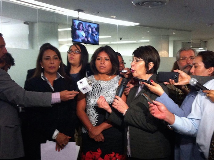 Las diputadas Roxana Luna Porquillo de Puebla, y Graciela Saldaña de Quintana Roo, dijeron sentir temor por su seguridad personal y la de sus familiares ante las acciones que han realizado sistemáticamente los gobernadores Moreno Valle y Borge Angulo. Foto: Twitter @RoxanaLunaP