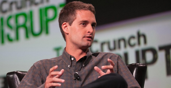 Spiegel tiene en sus manos la app más popular entre jóvenes menores de 25 años. Foto: Flickr, jdlasica