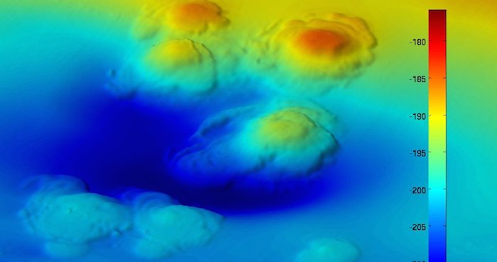 Un mapa de los picos volcánicos recién descubiertos fuera de Sydney , mostrando su profundidad respecto a la superficie. Foto: CSIRO