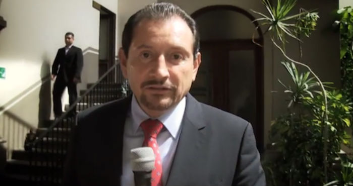 El entonces Secretario de Gobierno ordenó los ataques físicos contra un locutor local. Foto: Facebook