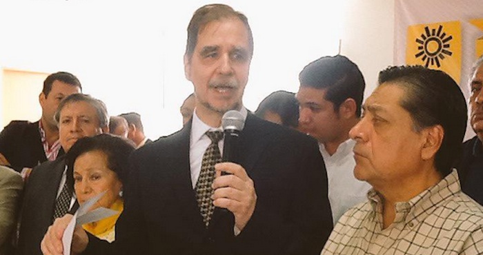 Abasave durante su registro de afiliación al PRD. Foto: Twitter @PRDmexico