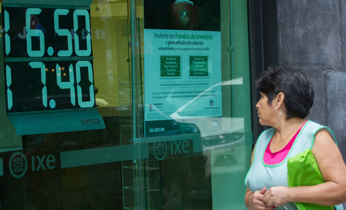 Por las nubes. Cotización de ayer, “lunes negro”. Foto: Cuartoscuro