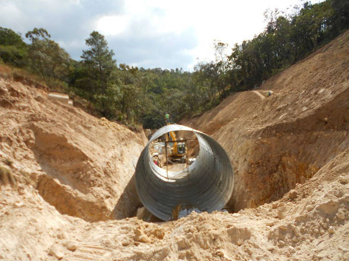 Así se ve ahora una de las áreas del bosque por donde pasará el libramiento sur, en Morelia. Foto: SinEmbargo, especial