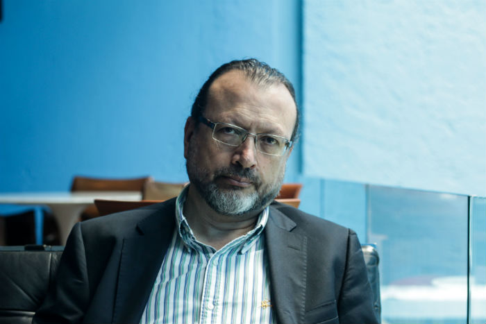 El escritor colombiano reivindica el espíritu del Romanticismo en su nuevo libro. Foto: Francisco Cañedo, SinEmbargo