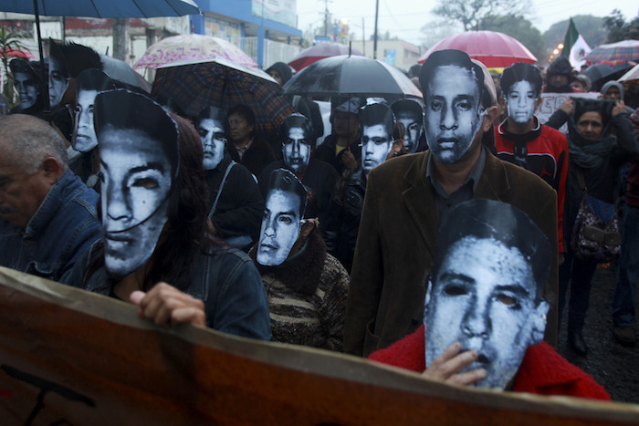 El 20 de noviembre del año pasado, durante la convocatoria de paro nacional, en Xalapa, Veracruz. Foto: Cuartoscuro