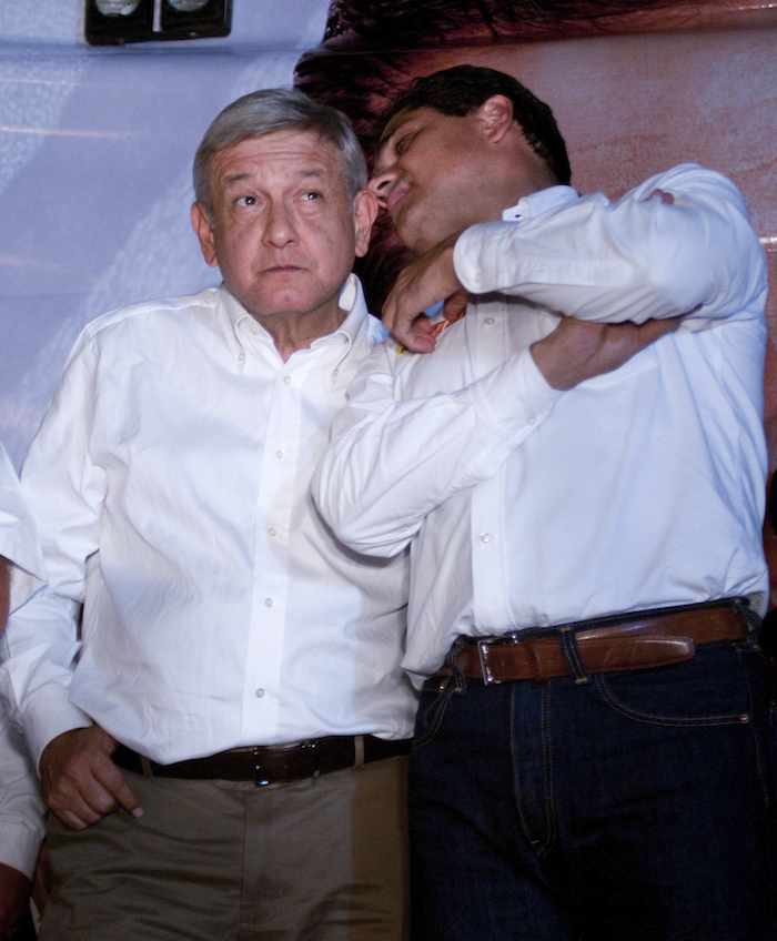 Andrés Manuel López Obrador y Silvanos Aureoles. Foto: Cuatoscuro