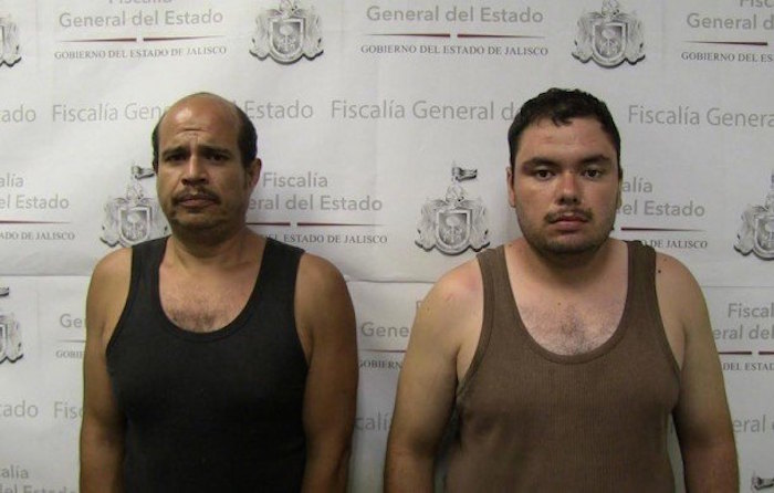 Los dos sujetos fueron detenidos con apoyo de los vecinos. Foto: @ealmaguerr