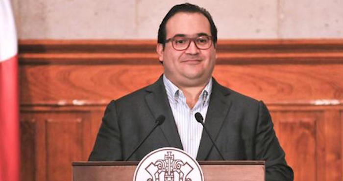 Javier Duarte ofreció una conferencia de prensa hoy. Foto: Twitter vía @GobiernoVer