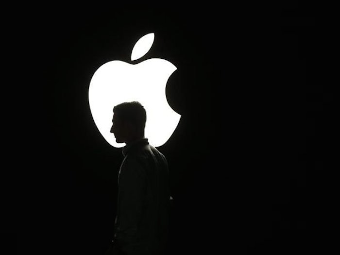 Apple reconoció que la tienda de aplicaciones App Store ha sufrido su primer ataque de ciberataque a gran escala, y que está trabajando en retirar todas las apps con código malicioso. Foto: EFE/Archivo