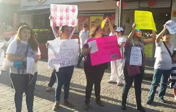 En Celaya los manifestantes exigieron al gobierno eststal justicia por las 51 mujeres que han sido asesinadas en lo que va del año. Foto: Luis García (Zona Franca)