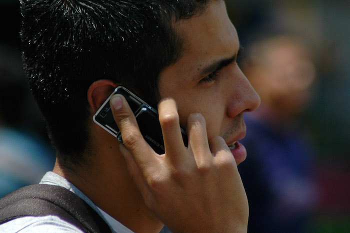 41 por ciento de los cuatro mil 652 usuarios encuestados declaró haber tenido problemas en el servicio como caída de llamadas. Foto: Cuartoscuro