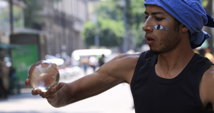 Investigadores del Massachusetts Institute of Technology, ha logrado imprimir objetos en tres dimensiones en cristal. Foto: Cuartoscuro