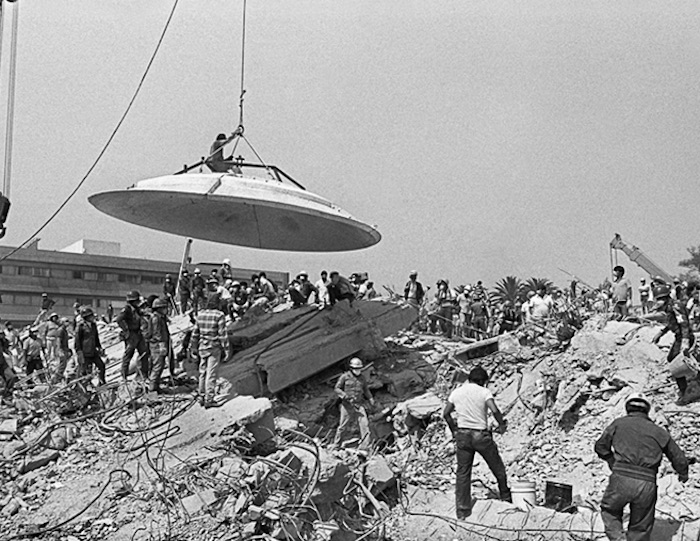 El Hospital Juárez quedó en ruinas, las posibilidades de encontrar a alguien con vida eran mínimas. Foto: Marco Antonio Cruz, Cuartoscuro