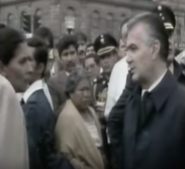 El Presidente en turno, Miguel de la Madrid Hurtado y el Regente de la Ciudad de México, el priista Ramón Aguirre Velázquez, tardaron varias horas en reaccionar, y cuando lo hicieron, fue inadecuada, de acuerdo con testimonios recopilados de aquella época y que se difundieron ampliamente en la prensa. Foto: Captura de pantalla Youtube Terremoto en México 1985