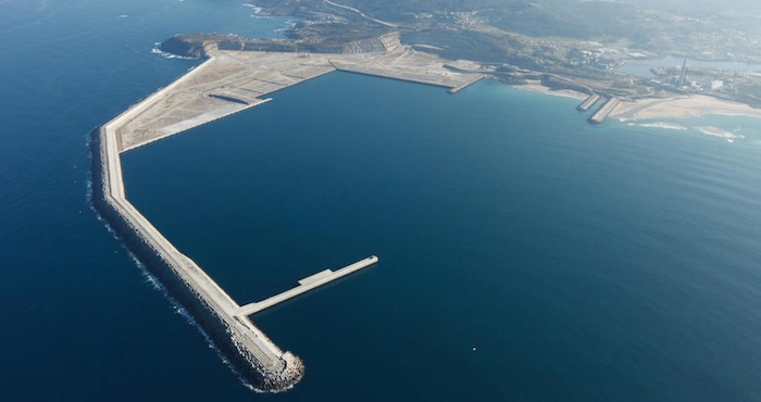 Puerto exterior de Suevos en Arteixo, La Coruña. Foto: EFE.